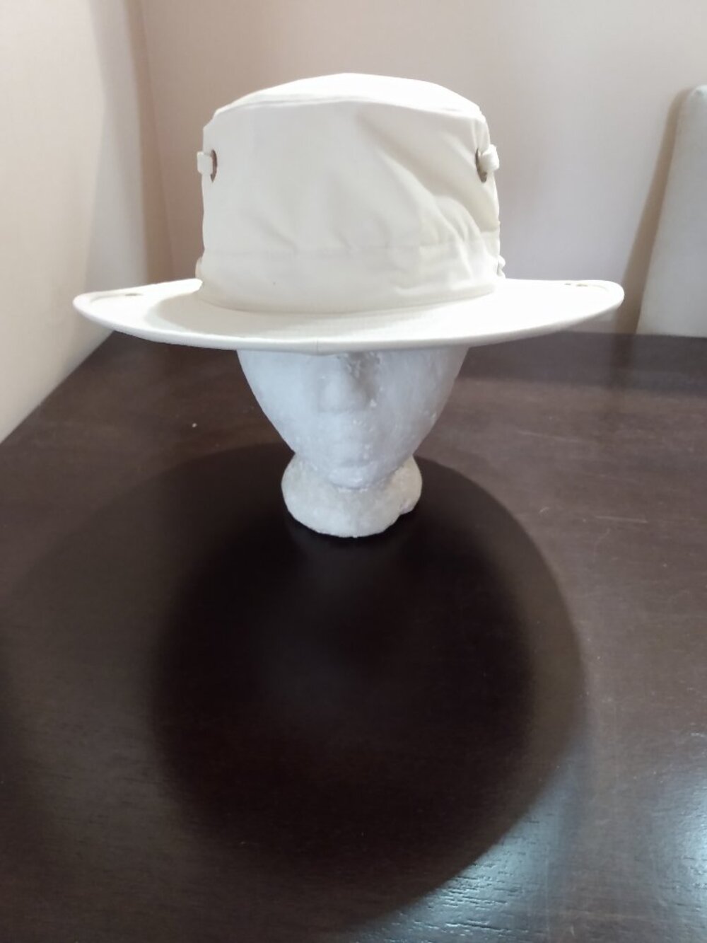 The Tilley Hat Model LT3 Size 7 1/4 Tilley Endurables Outdoors